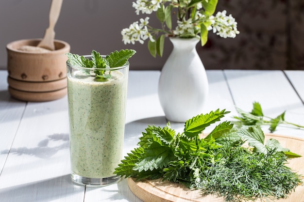 Smoothy made of yogurt, nettle and herbs