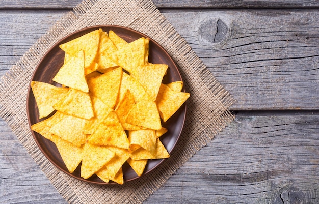 Snack voor partychips nacho's bovenaanzicht