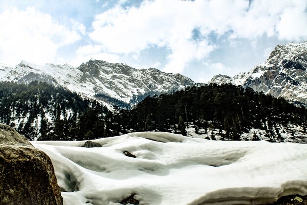 Sneeuwberg in kalam-landschap van het mutterlandschap