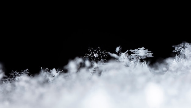 Sneeuwvlok in het sneeuwwinterseizoen