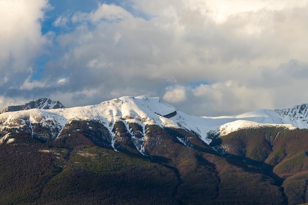 눈 덮인 Mount Roche Bonhomme 재스퍼 국립공원 캐나다 로키 산맥 캐나다 알버타