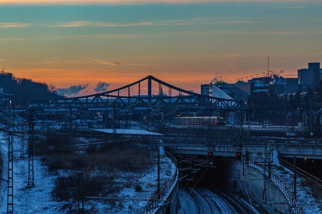 Фото Снежный мост в сумерках