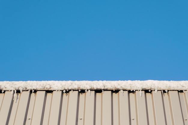 Photo snow covered roof