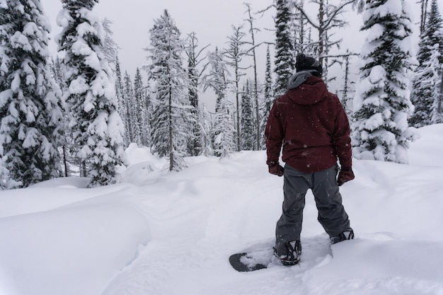 Snowboarding in Revolstoke