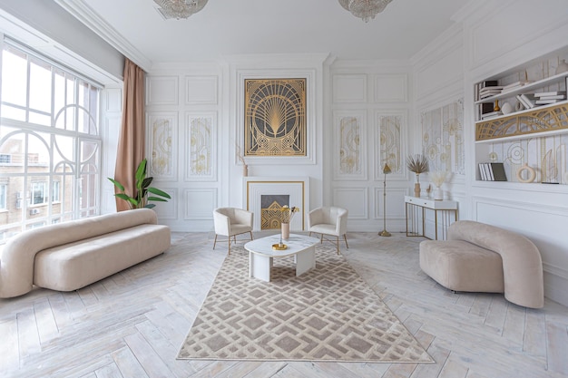 Interno di un appartamento di lusso bianco come la neve con decorazioni in stile egiziano con mobili leggeri ed eleganti enormi finestre panoramiche e un minimalismo e semplicità ad arco con l'eleganza del design moderno degli alloggi