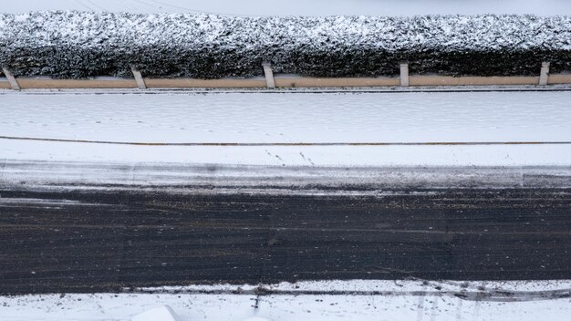 Foto paesaggio urbano innevato