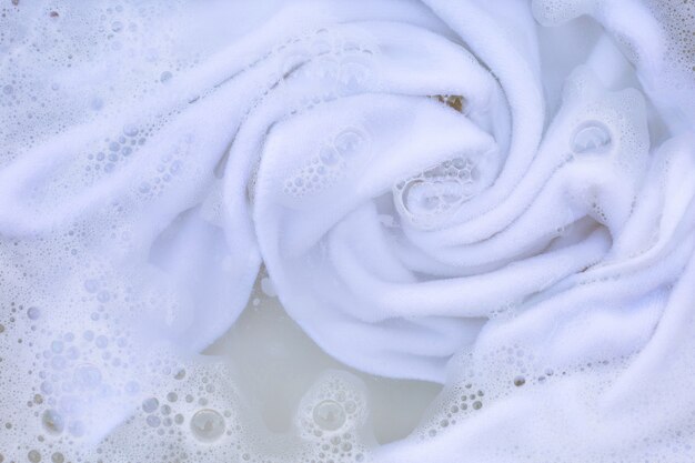 soak white cloth before washing