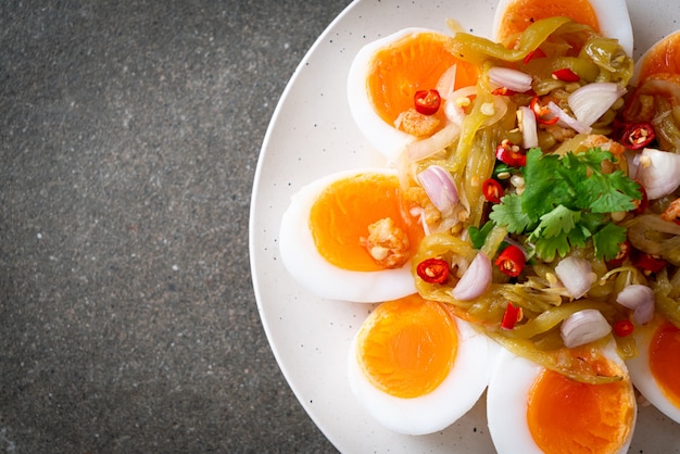Soft Boiled Eggs Spicy Salad 