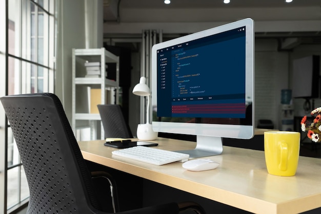 Softwareontwikkeling programmeren op het computerscherm voor modische applicaties
