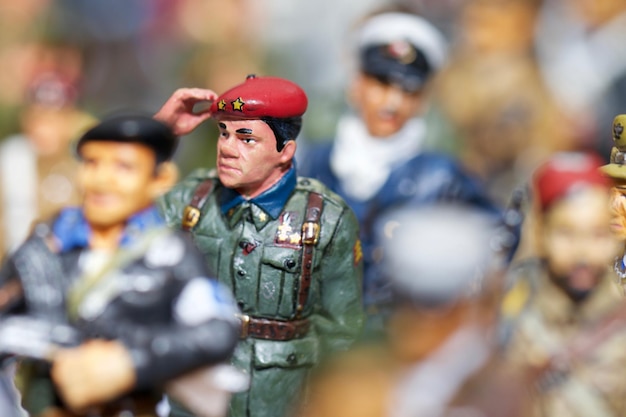 Photo soldier figurines on table