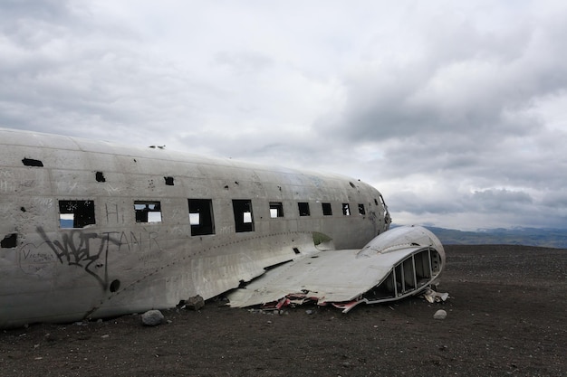 Solheimasandur vliegtuigwrak uitzicht zuid-ijsland landmark