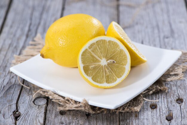 Some fresh Lemon Fruits