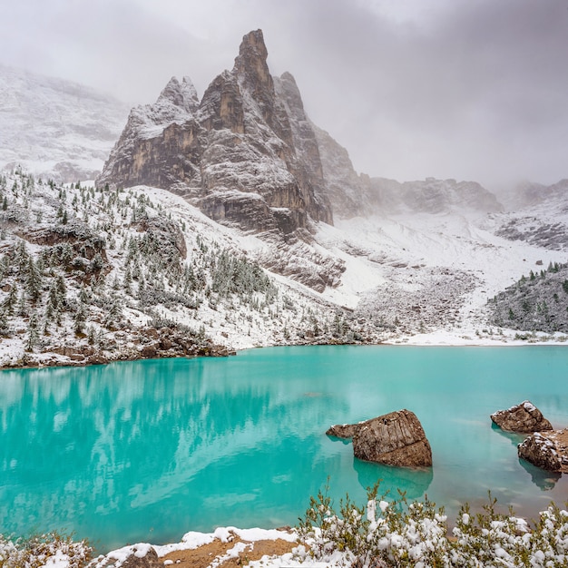 Sorapis lake in dolomiti mountains, italy. in winter