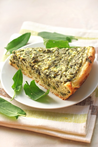 Sorrel tart with cheese