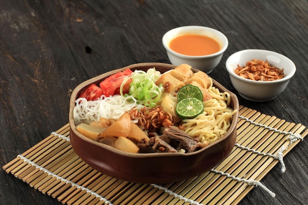 Photo soto mie bogor traditional sundanese beef noodle soup