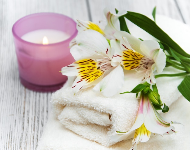 Spa composition with alstroemeria flowers