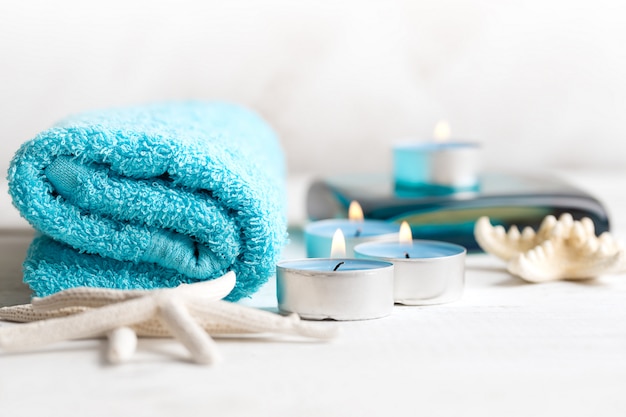 Elementi spa con asciugamano