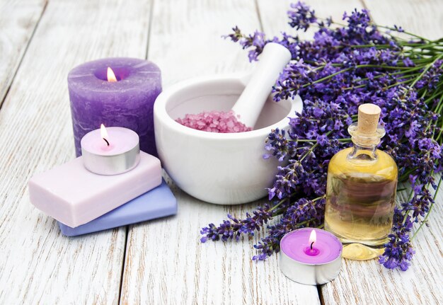 Spa-producten met lavendel