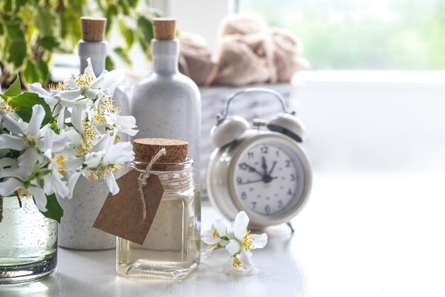 ジャスミンの花で作られたお茶を備えた自宅のスパリゾート。