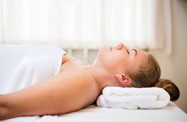 spa salon therapy treatment