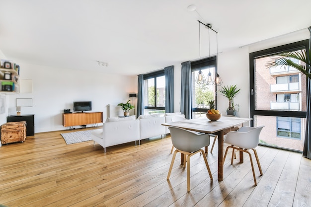 Spacious dining room