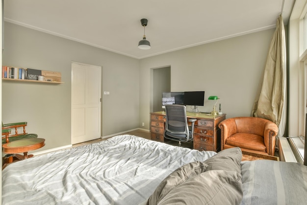 Photo spacious modern bedroom with panoramic windows