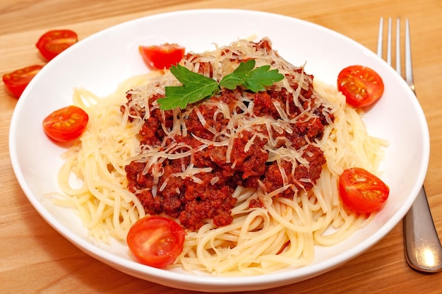 Spaghetti bolognese pasta met tomatensaus en vlees