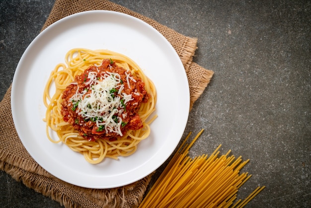 spaghetti bolognese pork or spaghetti with minced pork tomato sauce - Italian food style