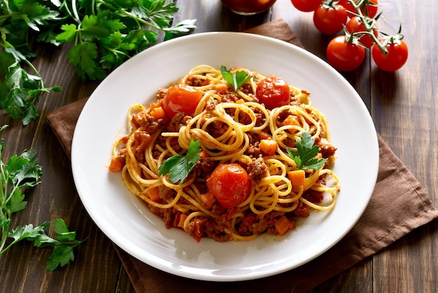 Photo spaghetti bolognese top view