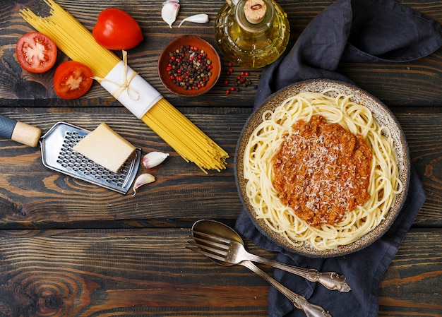 Spaghetti Bolognese on wooden table