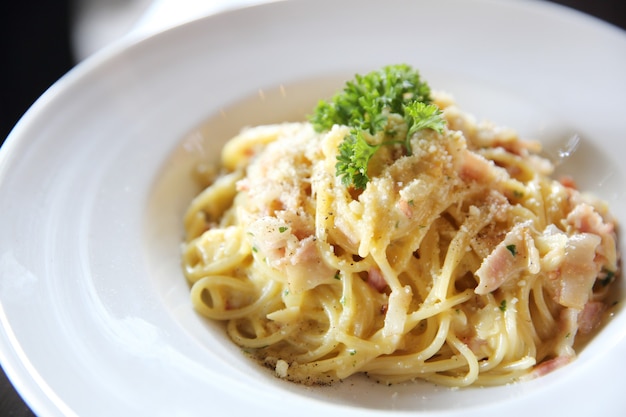 Spaghetti Carbonara with bacon and cheese