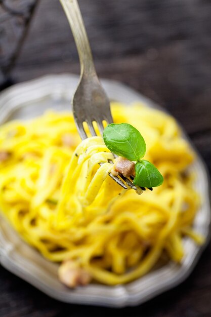 Spaghetti carbonara