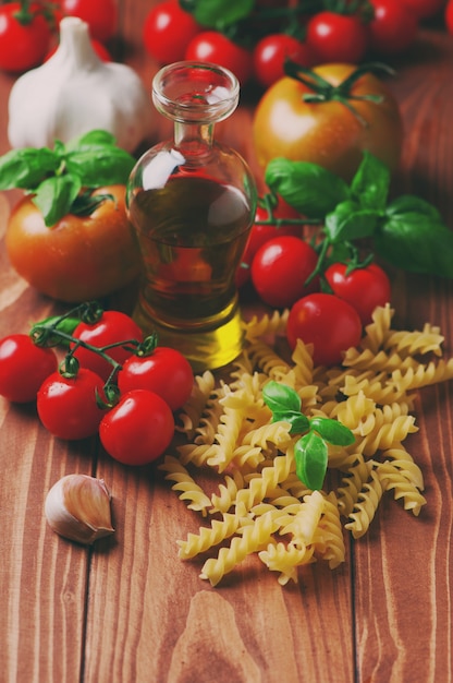 Spaghetti en tomaten met kruiden