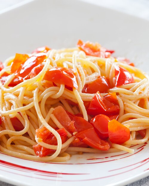 Spaghetti met kersentomaten