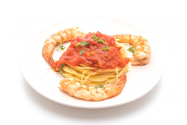 spaghetti met tomatensaus en garnalen