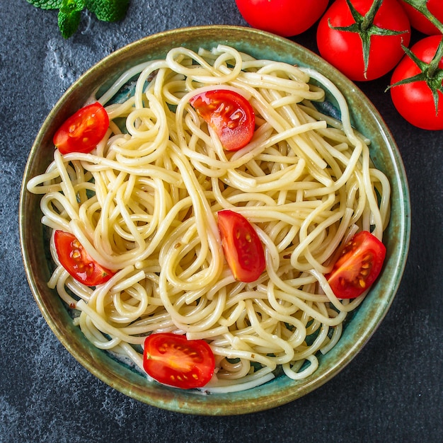 spaghetti pasta met tomaten