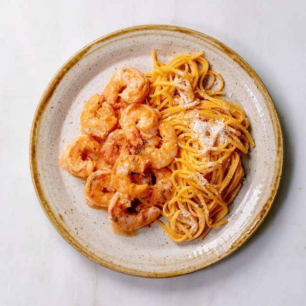 Spaghetti pasta with shrimps prawns in sauce