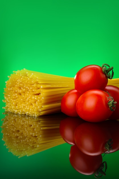 Spaghetti pasta with tomatoes