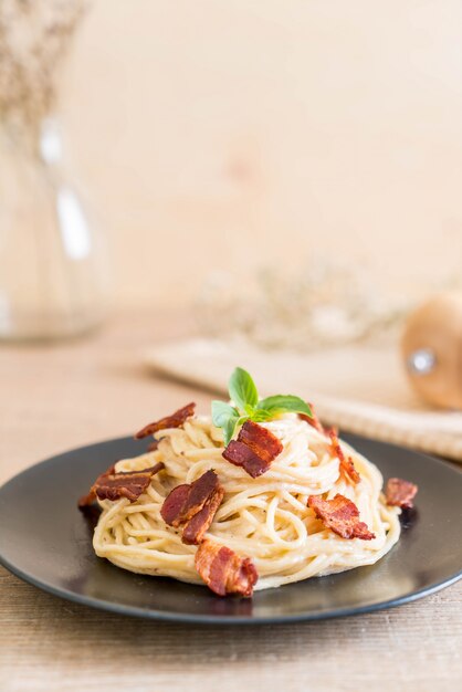 spaghetti roomkaas met spek