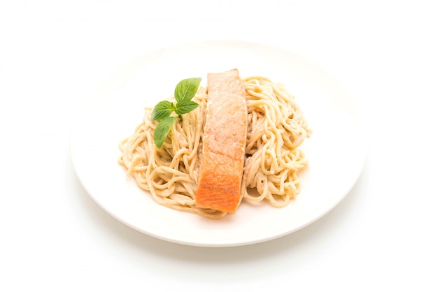 spaghetti roomkaas witte saus met zalm