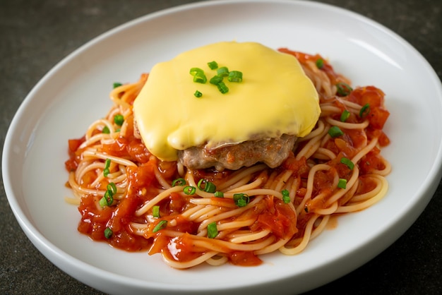 Spaghetti Tomato Sauce with Hamburg and Cheese on plate