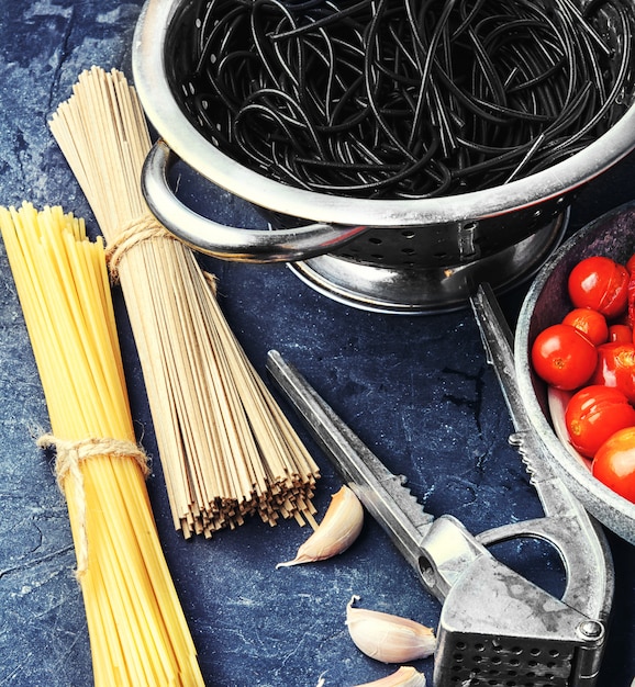 Spaghetti voor het koken van pasta