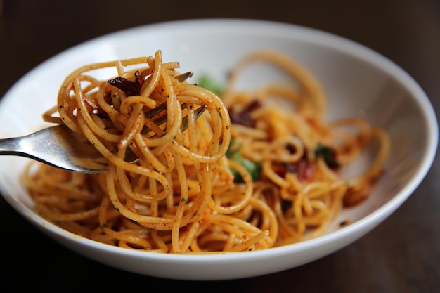 Spaghetti with chilli and garlic , spaghetti peperoncino , italian food