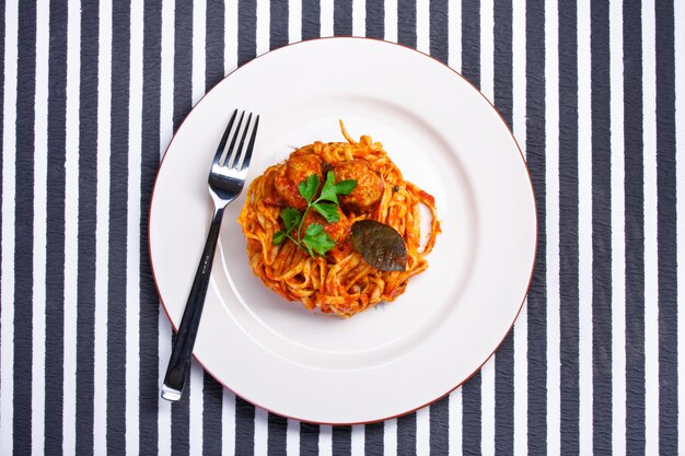 Spaghetti with meatballs