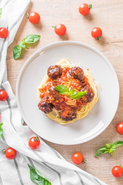 spaghetti with meatballs