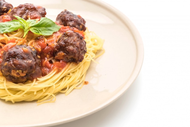 spaghetti with meatballs 