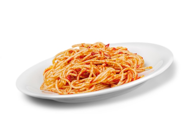 Spaghetti with tomato sauce and basil