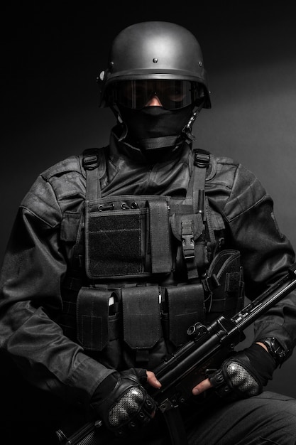 Spec ops police officer SWAT