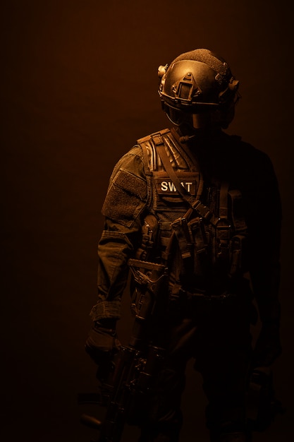 Spec ops police officer swat