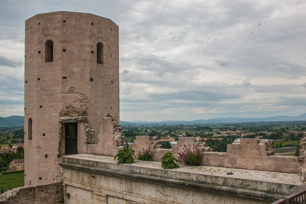 Spello porta venere или ворота Венеры, которые были одним из главных входов в город